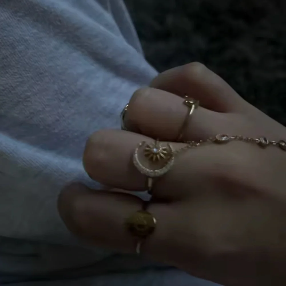 Moonlit Radiance Starburst 18KGold Ring